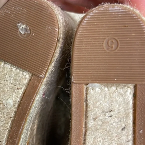 Marc Fisher Taupe/Neutral platform espadrilles. Size 5 - Picture 8 of 11